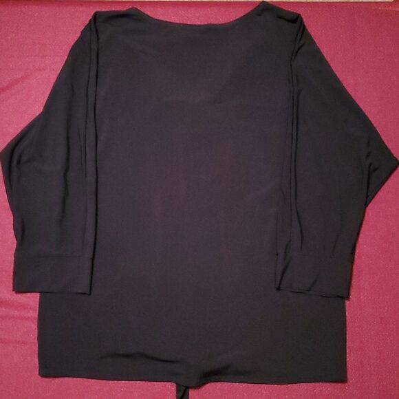 Kim Roger's Women's V Neck Button Front Tie Waist Blouse Sz Medium - Picture 6 of 6